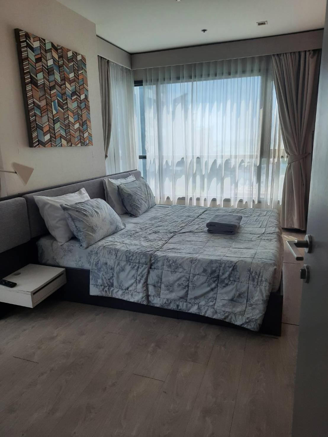 2 Bed Room, Large Living Room @ Central Pattaya Luaran gambar